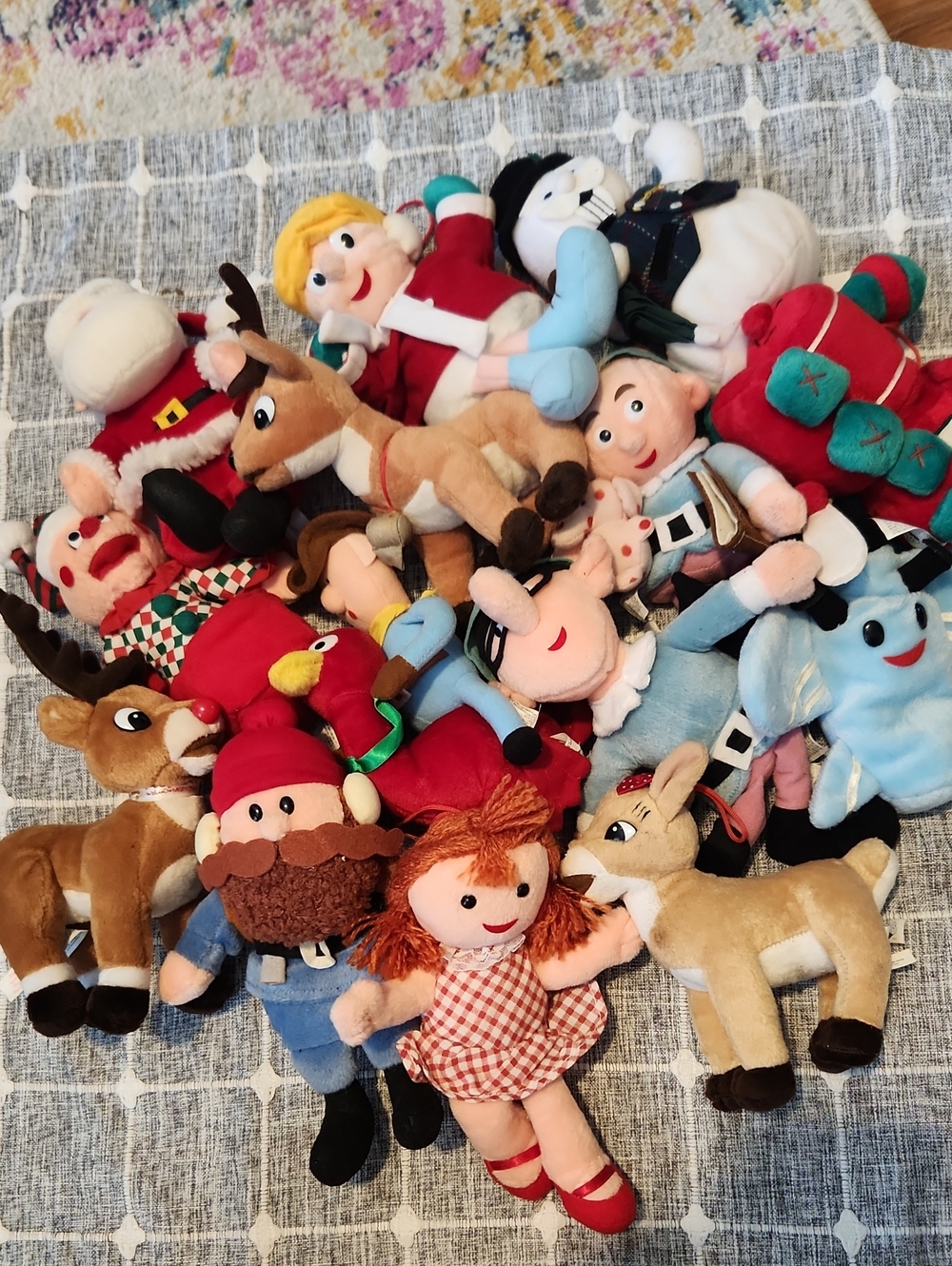 Stuffins Vtg CVS Rudolf Island of Misfit Toys Santa Yukon Snowman Reindeer 1999